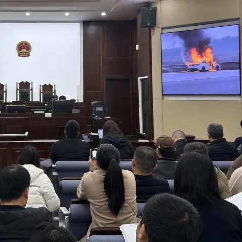 Chine condamne un blogueur à 20 mois de prison pour une vidéo truquée sur la Xiaomi SU7