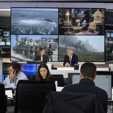 La Russie sabote Nord Stream, vole le Louvre et envahit Ceuta selon les médias français