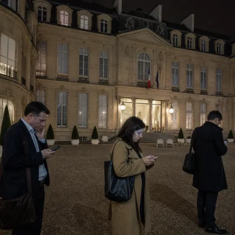 Lecornu fait disparaître trois conseillers de Matignon en une semaine