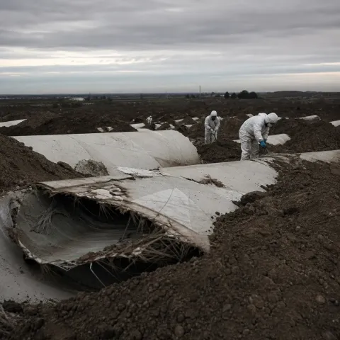 Les éoliennes enterrent des tonnes de pales toxiques dans nos campagnes